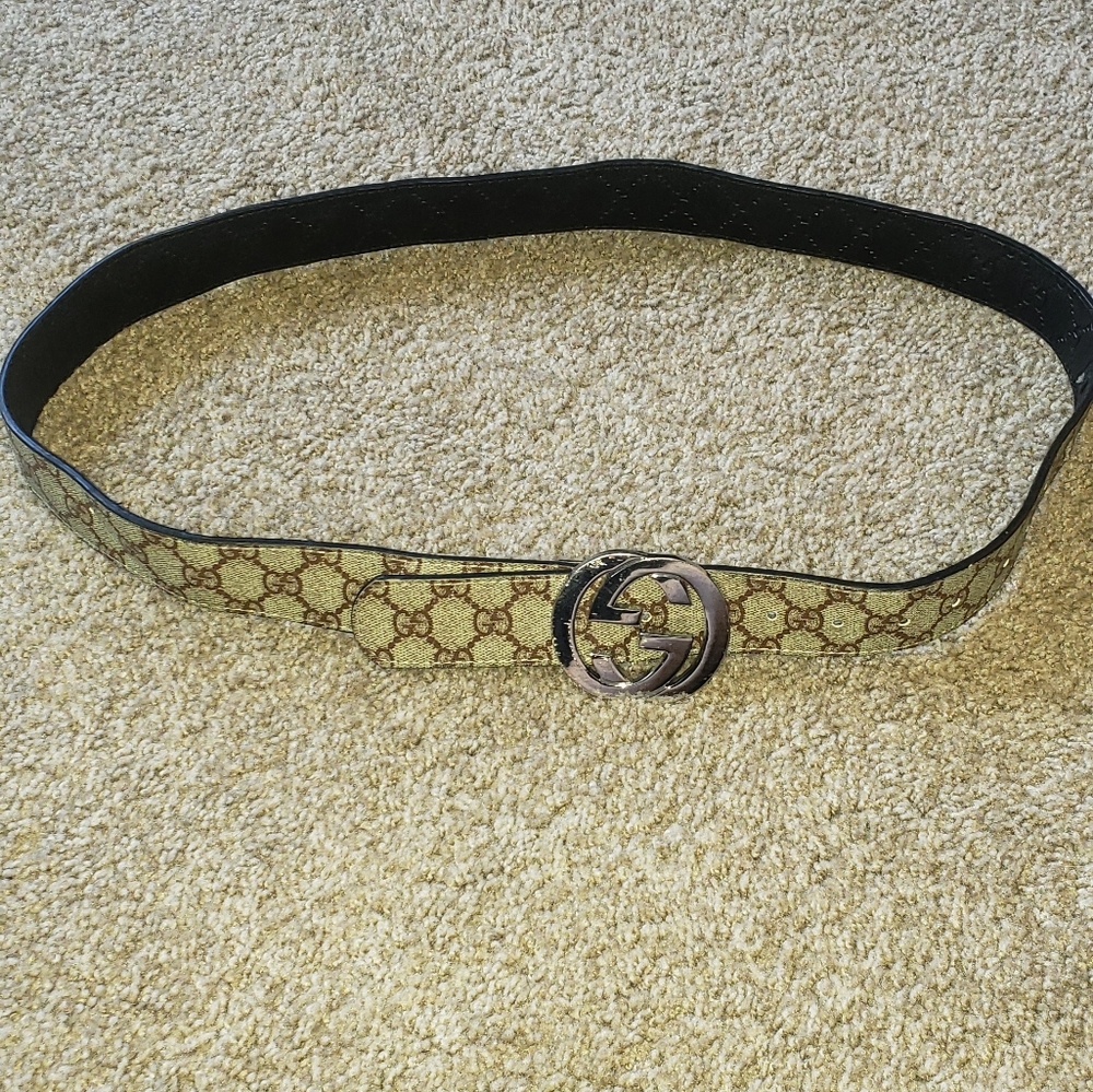 Gucci belt